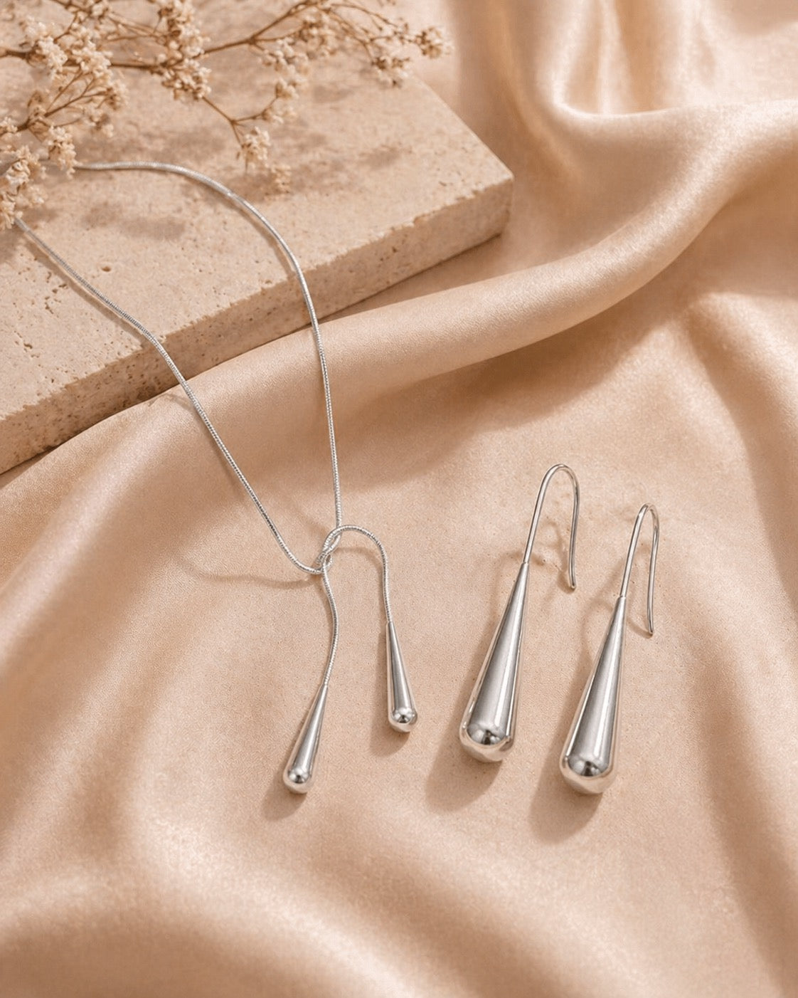 Elysian Teardrop Silver Set