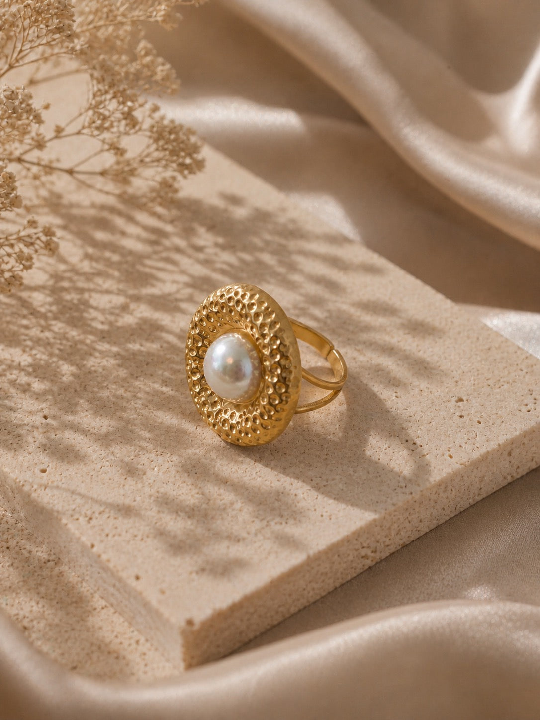 Solara Pearl Ring